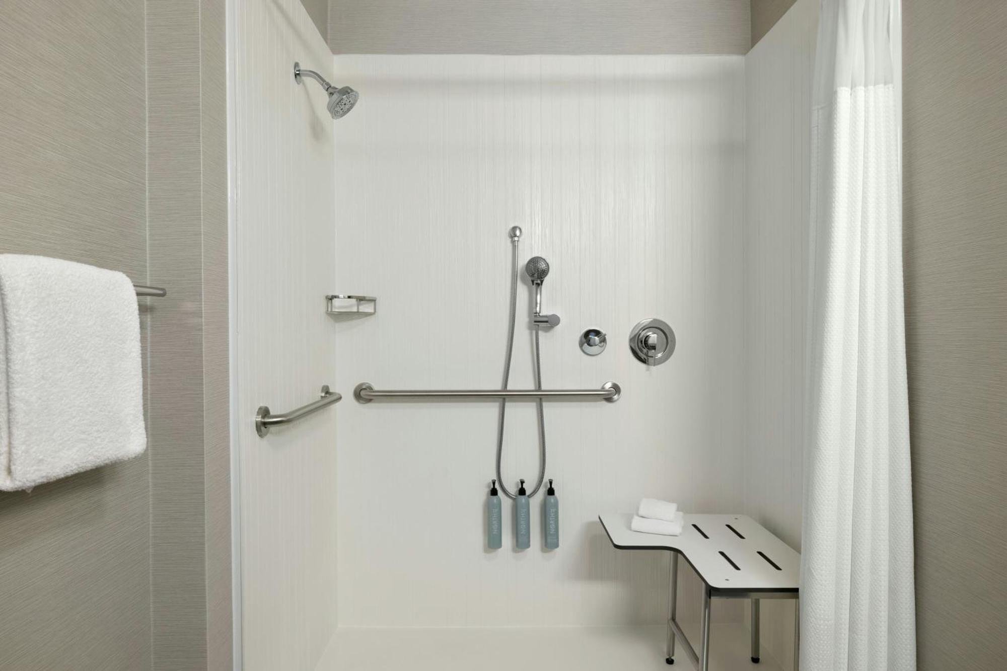 Courtyard By Marriott Kokomo Eksteriør billede